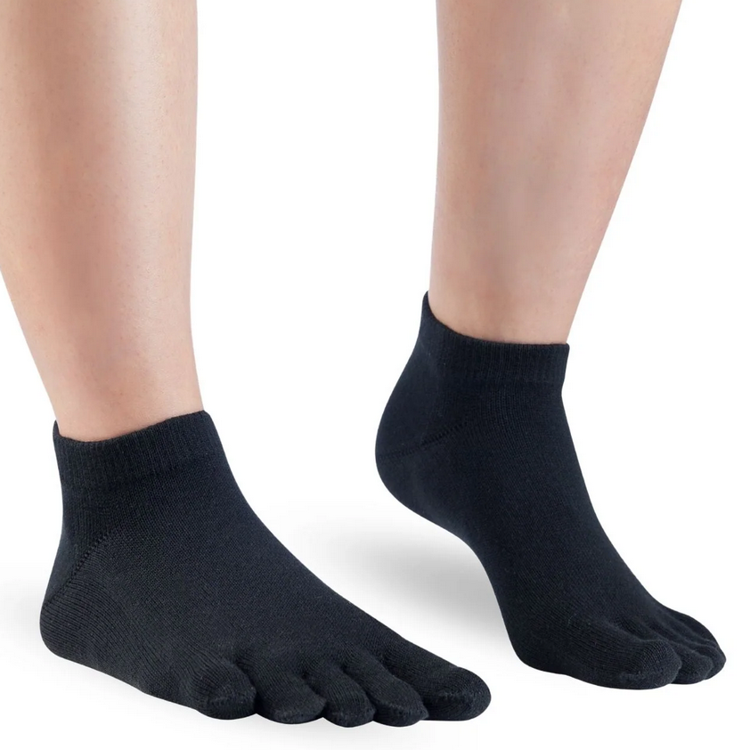 Einfache Zehensocken für Sneaker